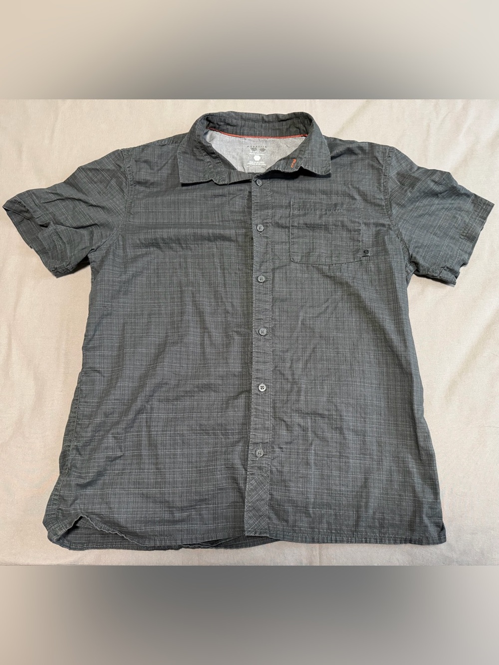 Mountain Hardwear Gray Button Front Outdoor Hiking Shirt Front Pocket Mens M
